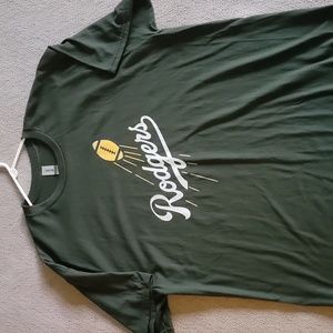 Dodgers Packers fan shirt. (Xl)